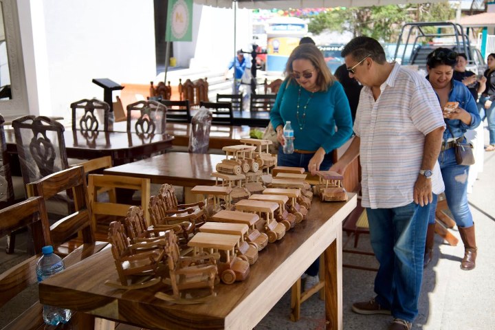 1. Visitantes en la Expo Mueble Concordia 2025. Foto - Gobierno del Municipio de Concordia (Facebook)