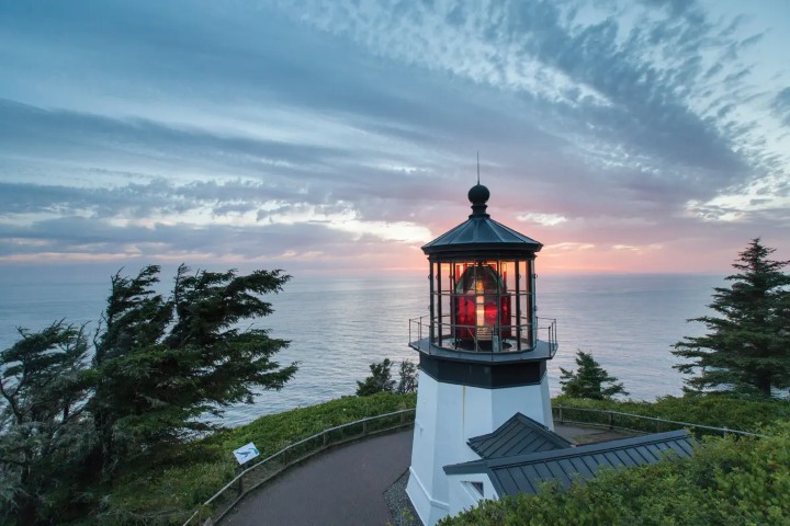 2. Faro de Cape Meares. Foto - The Oregon Coast