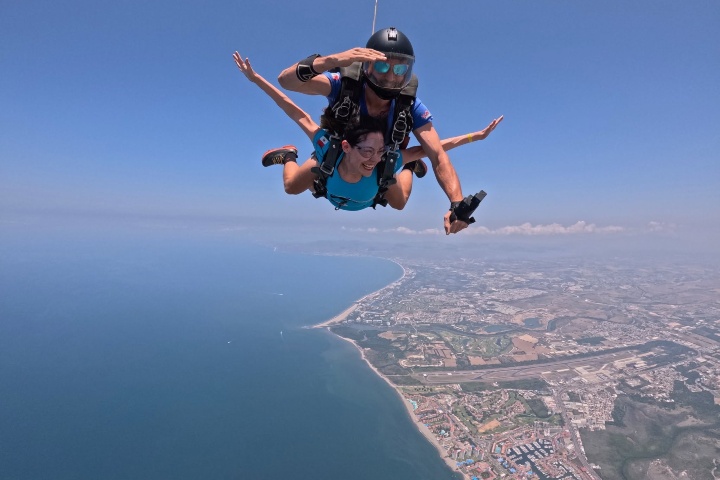 2. Paracaidismo en Puerto Vallarta. Foto - Skydive Vallarta (Facebook)