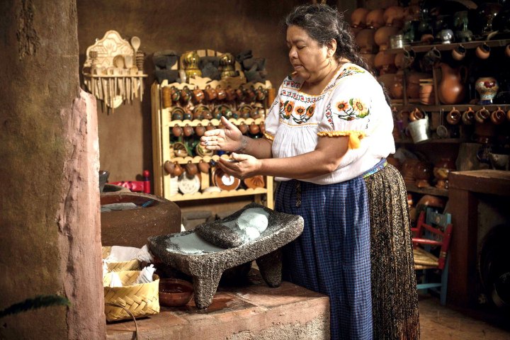 3. Cocinera tradicional mexicana. Foto - Secretaría de Turismo del Estado de Michoacán