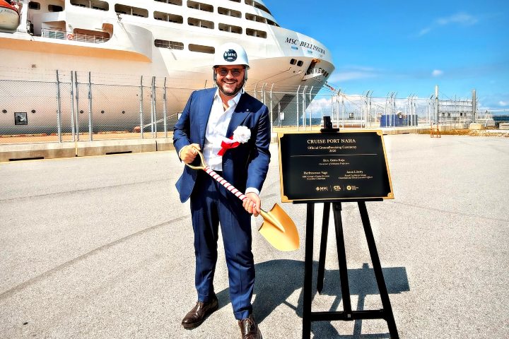 Oliviero Morelli, presidente de Japón, Corea y Sudeste Asiático, División de Cruceros del Grupo MSC en el evento símbolo de poner la primera piedra de la nueva terminal. Foto. - afamok (Instagram)