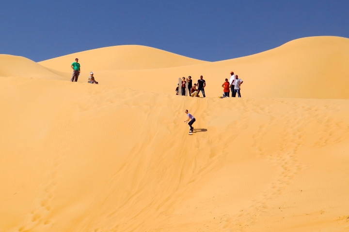 4. Surf en las dunas de Dubái. Foto - Dubái (Expedia)