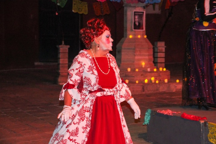 5. Obra durante el Festival de Día de Muertos en Guanajuato. Foto - Samantha Smith (Facebook)