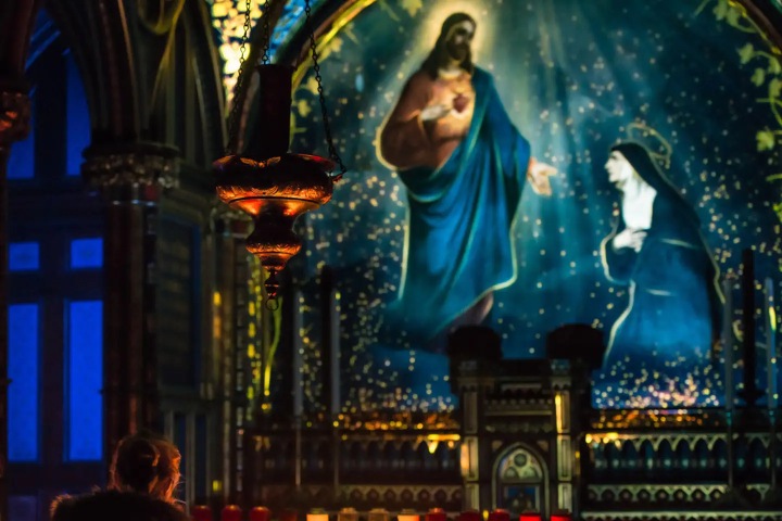 6. AURA. Foto - Basilique Notre-Dame de Montréal