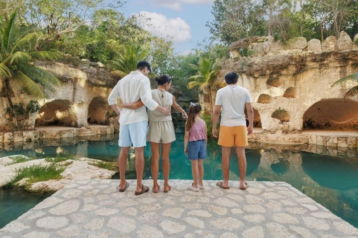 6. Familia en Muluk Spa. Foto - Archivo Xcaret