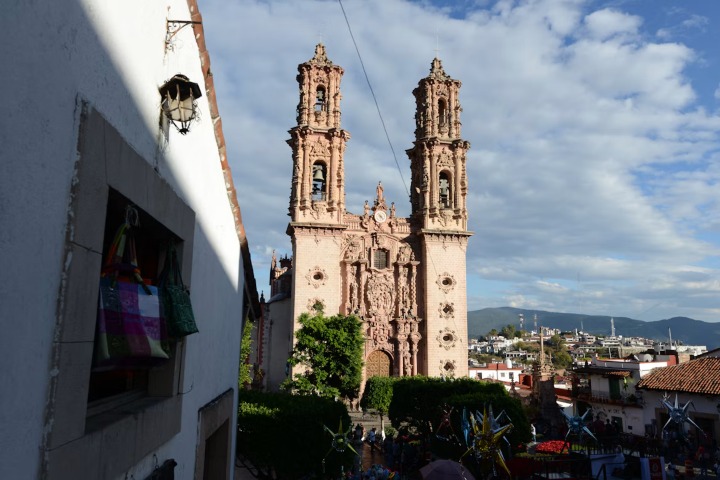6. Templo de Santa Prisca en Taxco. Foto - Dave Meckler (Unsplash)