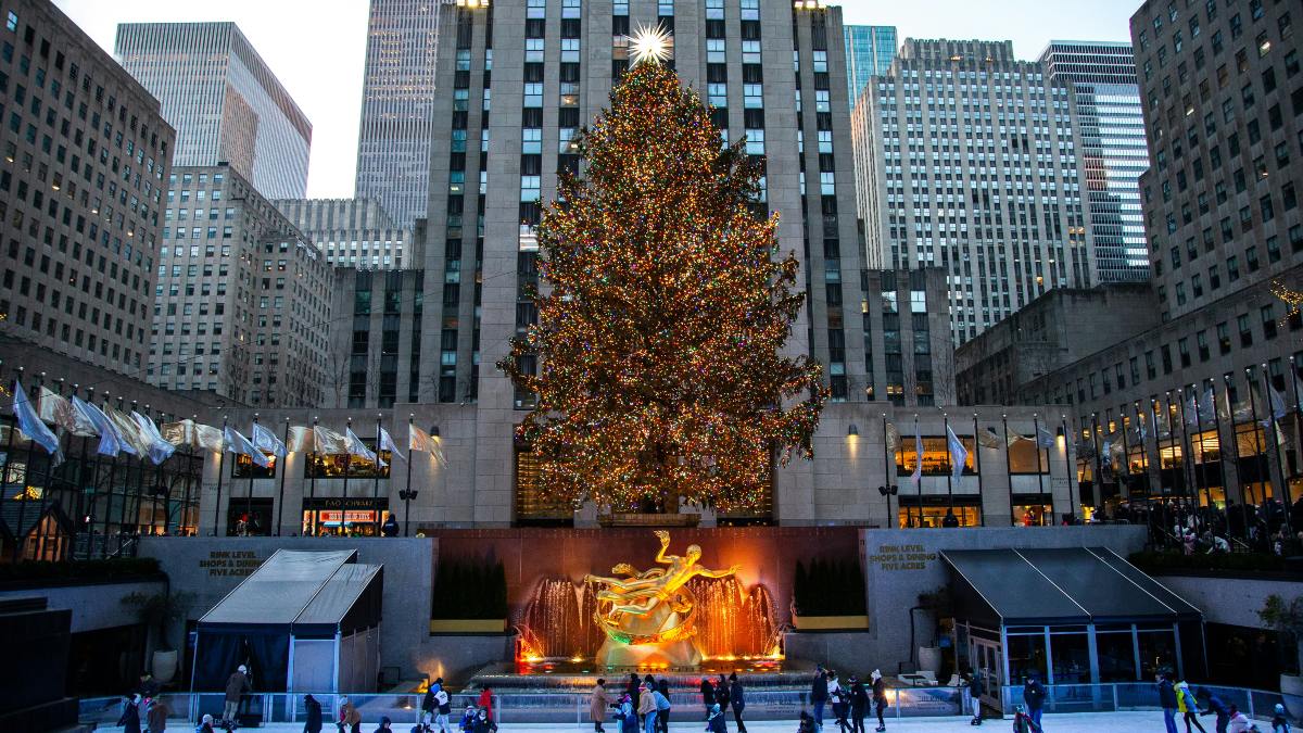 ROCKEFELLER CENTER RECIBE ÁRBOL DE NAVIDAD 2026. Foto - Kaydn Ito (Unsplash)